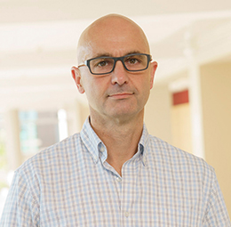 Christopher K. Anderson. Links to Anderson's faculty profile.