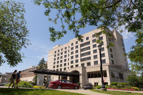 statlerhotel-600×400