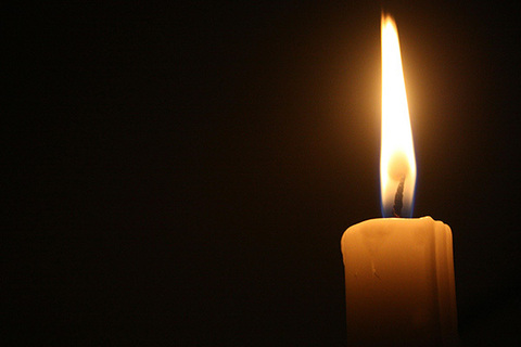 pexels-numangilgil-9299394-candle-600x400-1_480.jpg